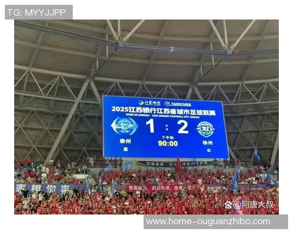 激烈对决亚运足球半决赛揭幕强队争锋谁能晋级决赛争夺荣耀